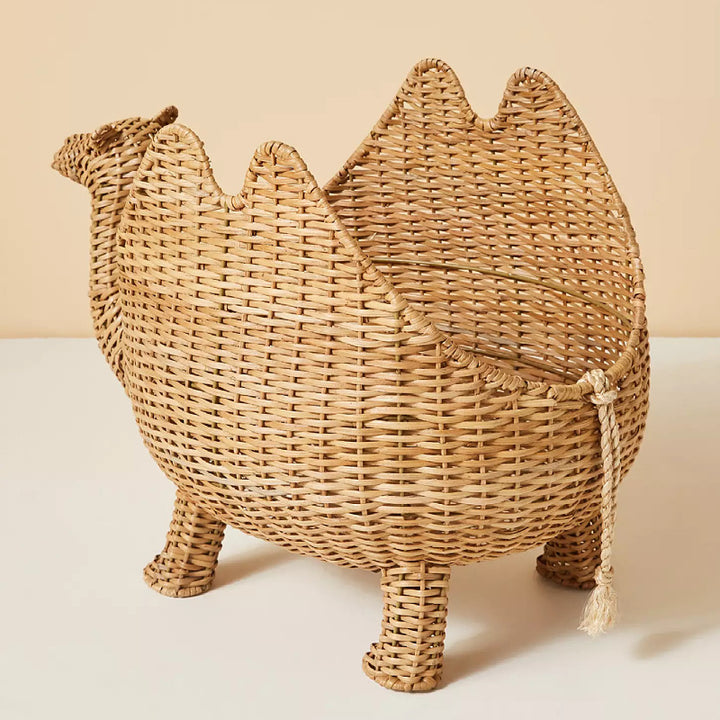 Playful storage basket in the shape of a turtle