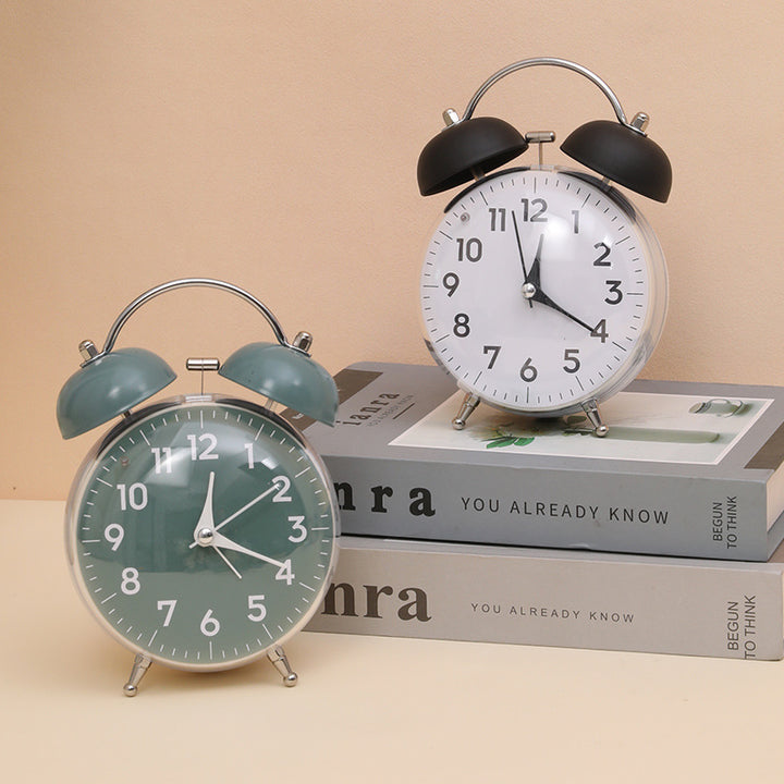 Classic alarm clock with double bell mechanism