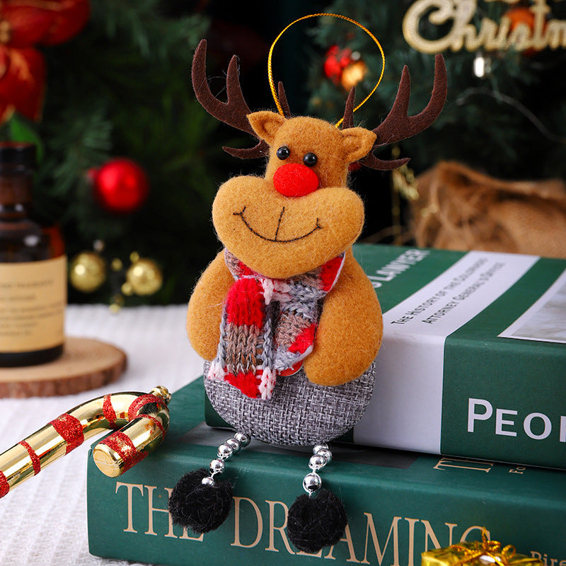 Decorative Christmas reindeer made of felt