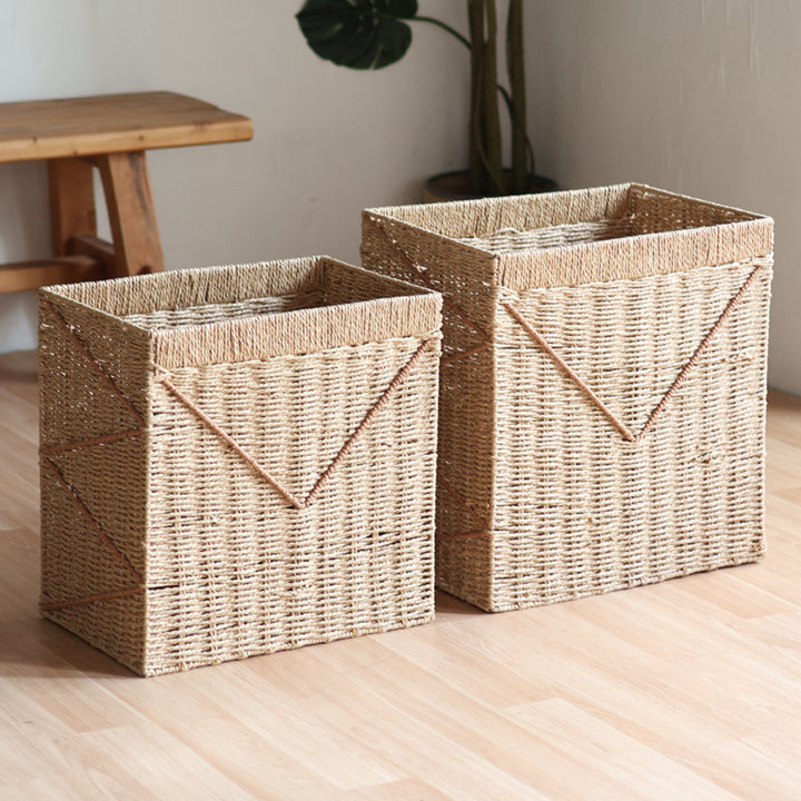 Storage baskets with vintage style