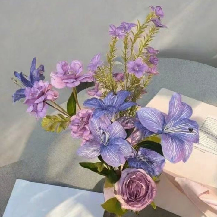 Artificial flower bouquet with fine, realistic blooms