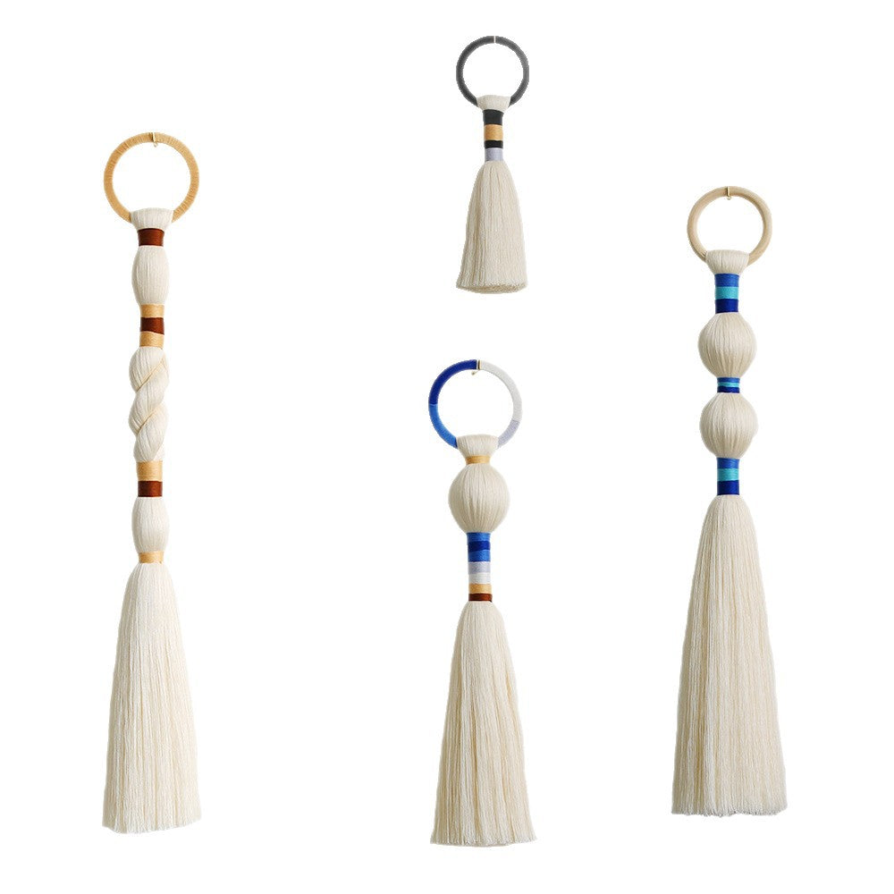 Wall decoration with elegant tassel design