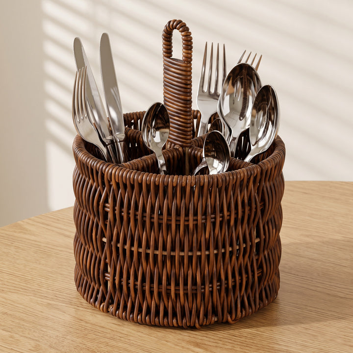 Practical kitchen utensil organizer