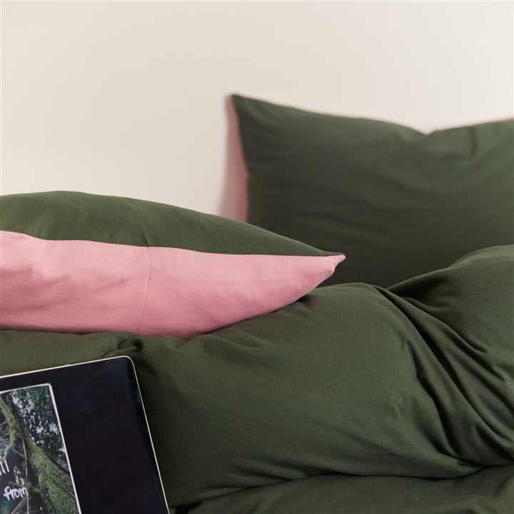 Decorative Luxurious Comforter Set Avarnia