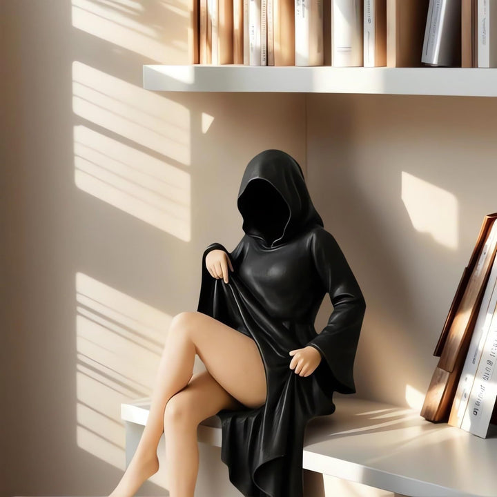 Creepy decorative figure