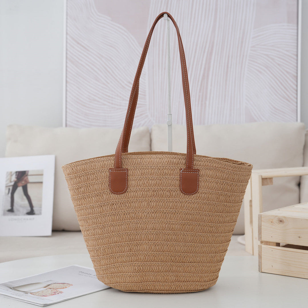 trendy beach bag