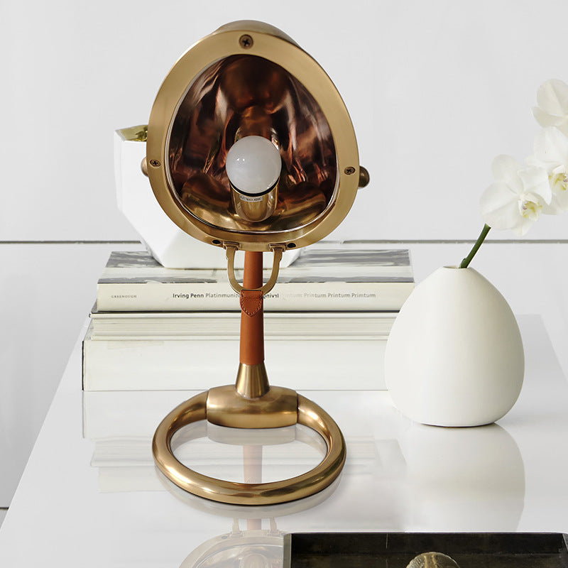 Adjustable desk lamp