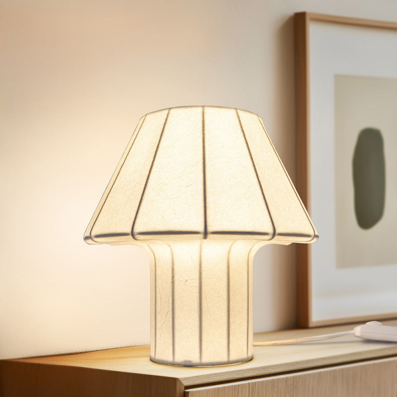 Decorative table lamp