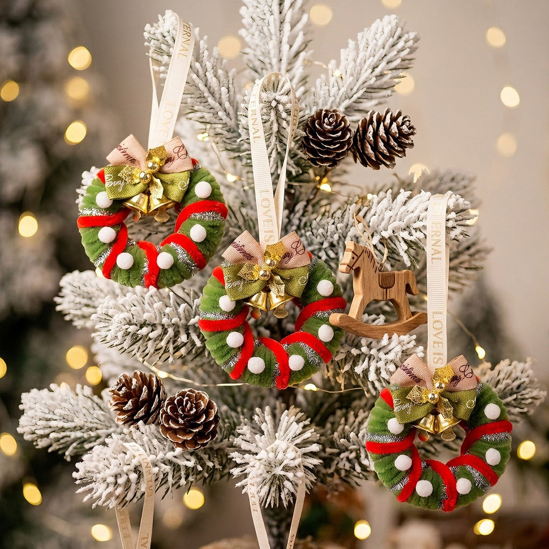 Christmas wreath decoration
