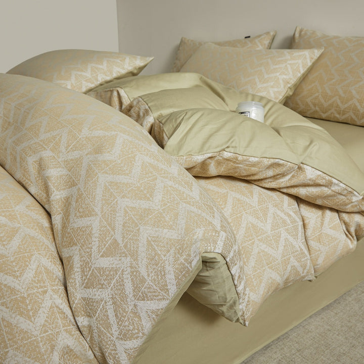 Embroidered Leaf Print Duvet Cover Set