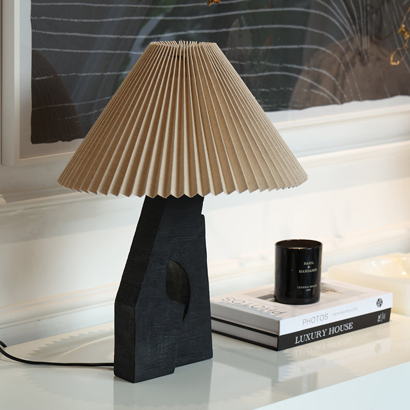 Decorative table lamp
