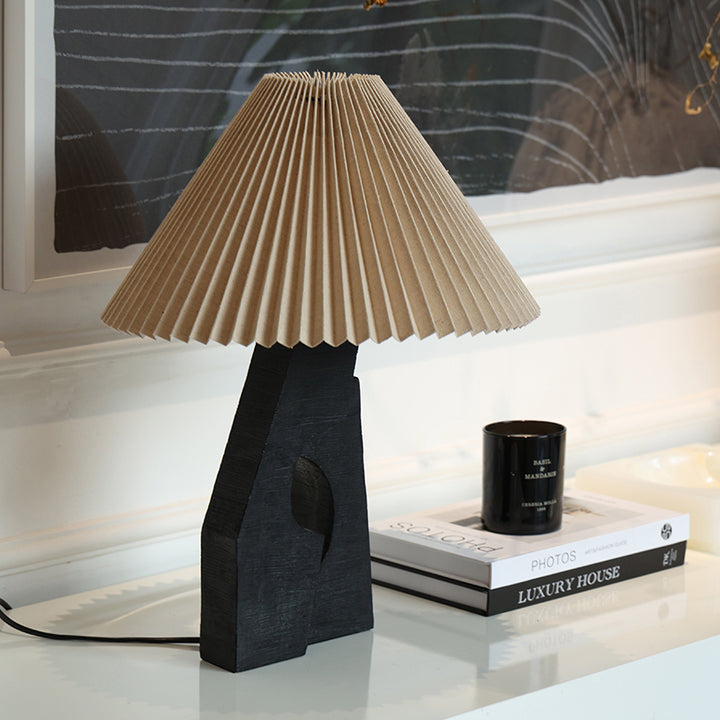 Decorative table lamp