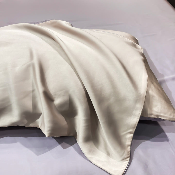 Luxurious Silky Soft Comforter Set