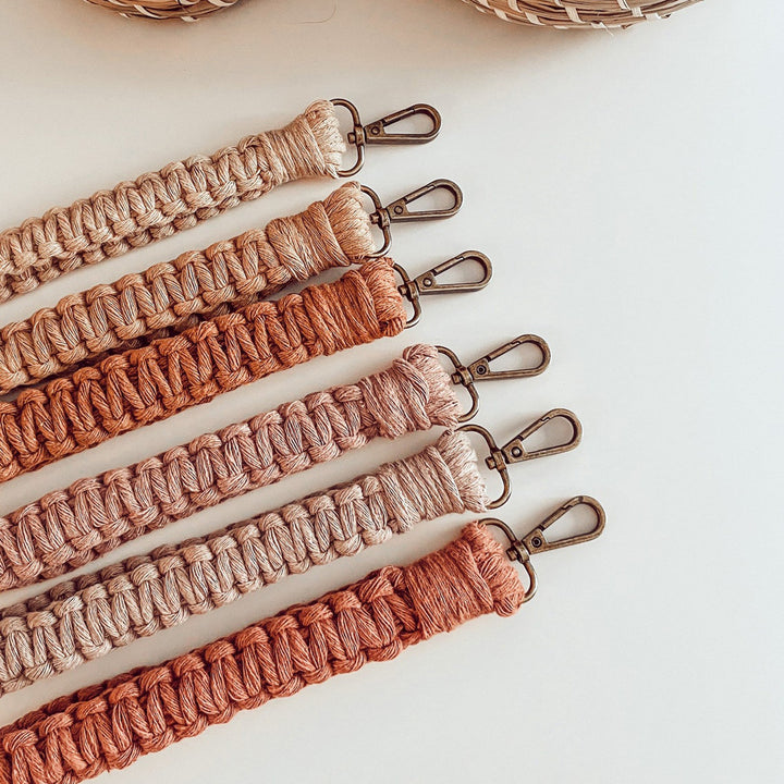 Macrame Keychain Holder with Clip