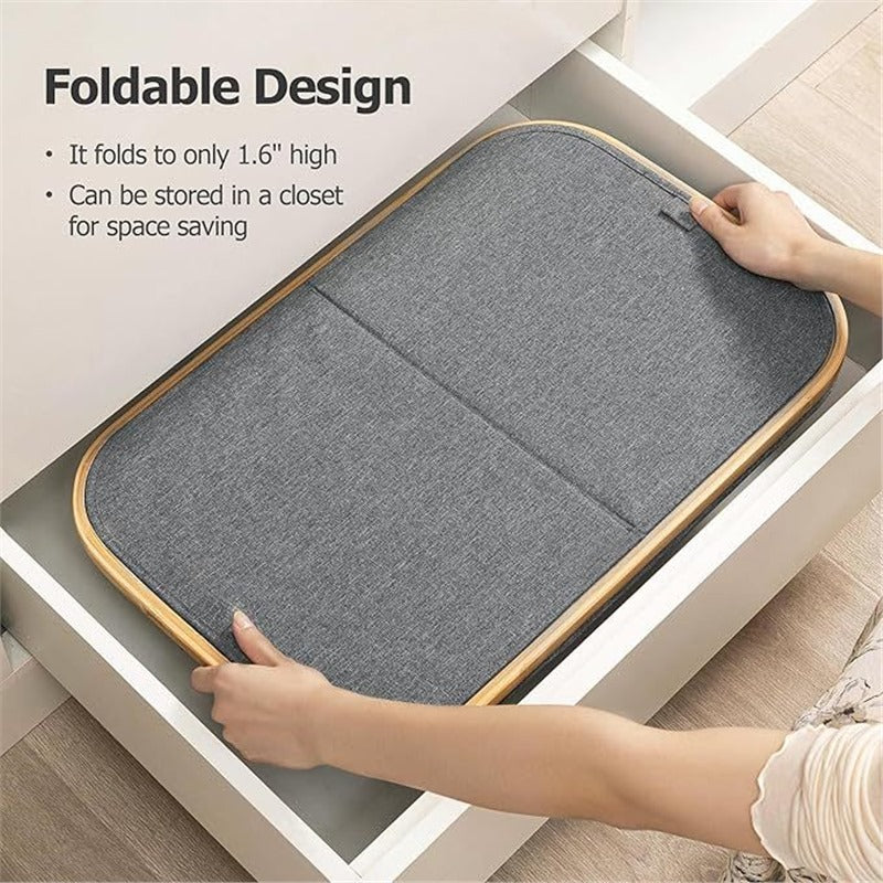 Laundry basket with practical lid and carrying handles