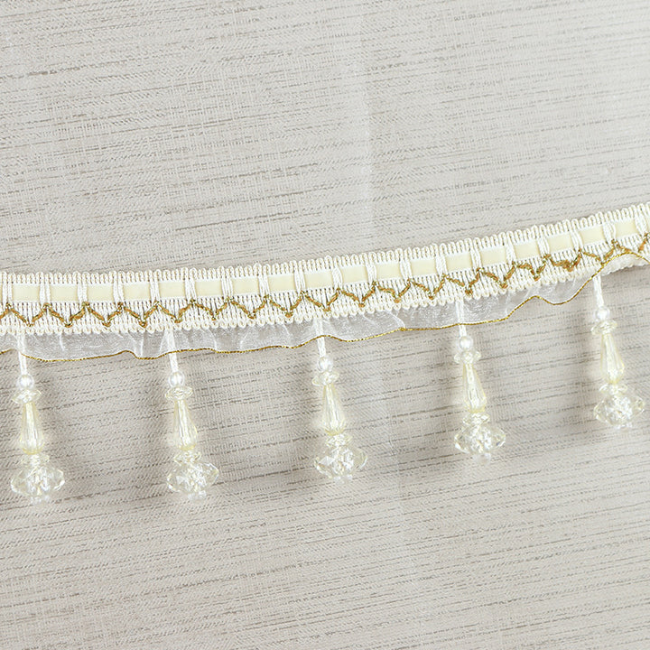 Decorative lace trim with pearls
