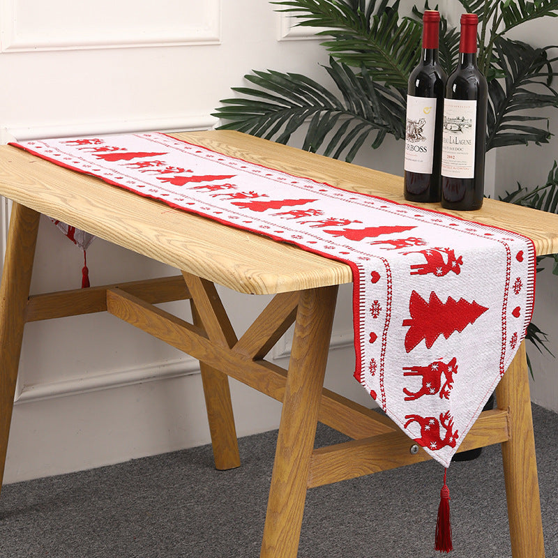 Christmas table runner with reindeer motif