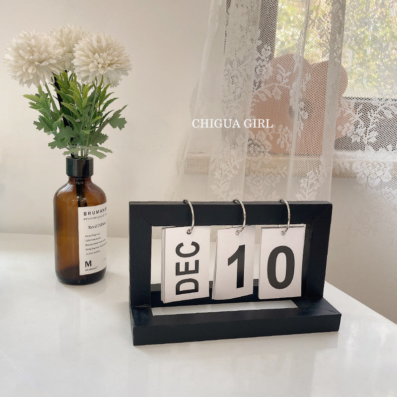 Decorative Calendar Stand