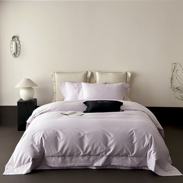 Decorative Luxurious Satin Bed Linen Set Avarnia
