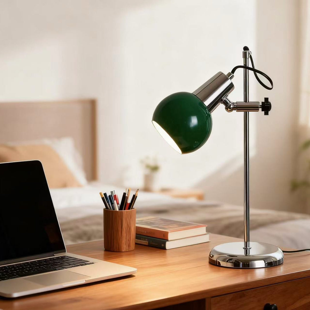 Desk lamp