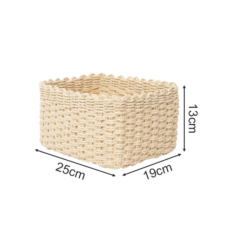 Stylish storage basket with removable inner lining