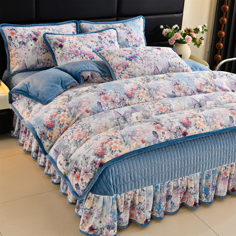 Luxurious Floral Embroidered Bedding Set