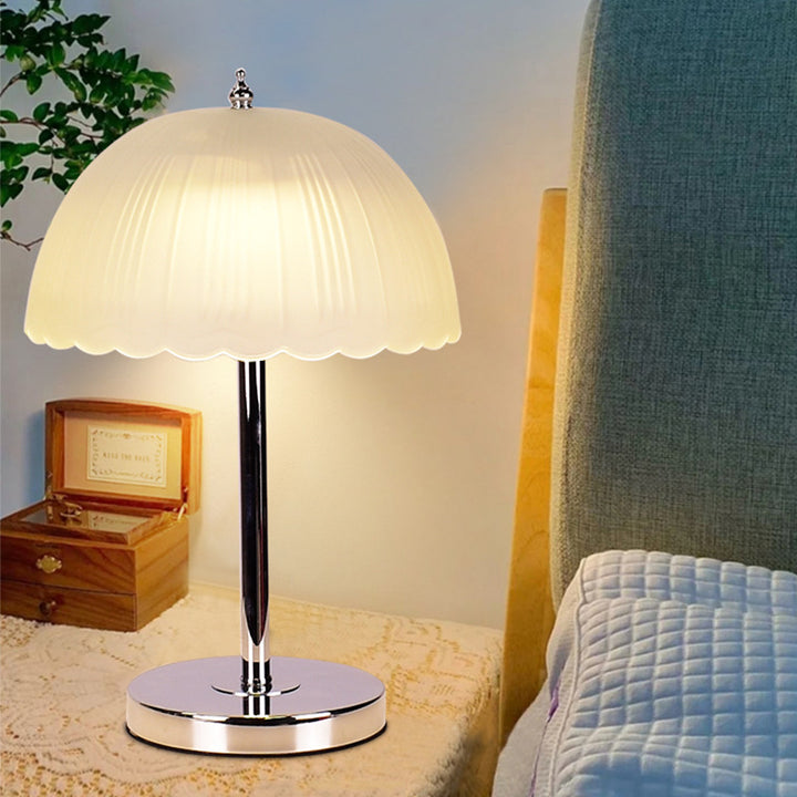 Modern decorative table lamp