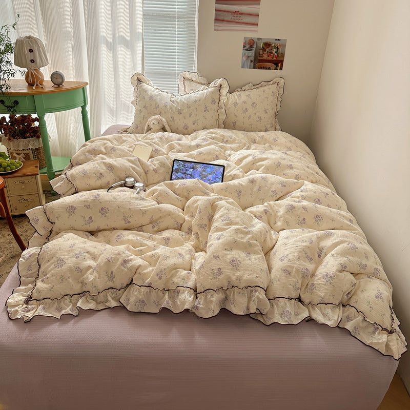 Soft Plush Cartoon-Themed Comforter Set