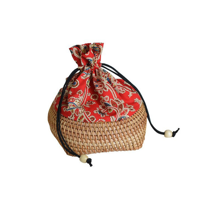 Charming storage bag made of hand-woven rattan