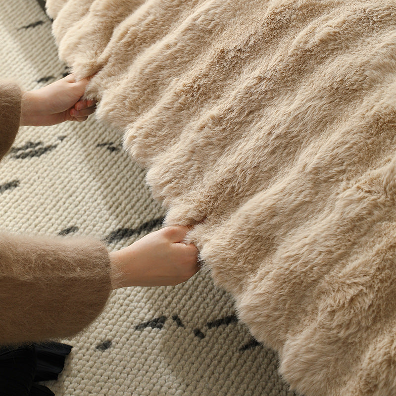 High-pile sofa cover set made of faux fur with seat, back and armrest covers