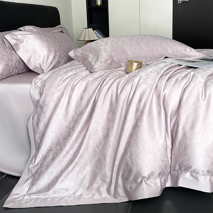 Decorative Luxurious Embroidered Silk Bedding Set Avarnia