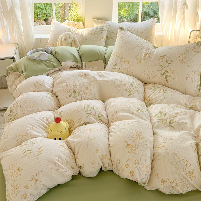 Playful Bear-Themed Bedding Set
