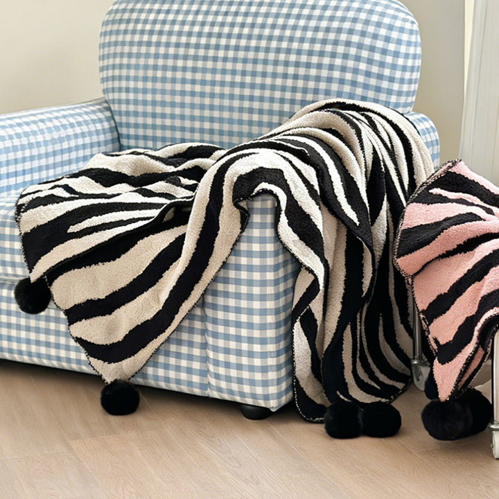 Chunky Knit Cozy Throw Blanket
