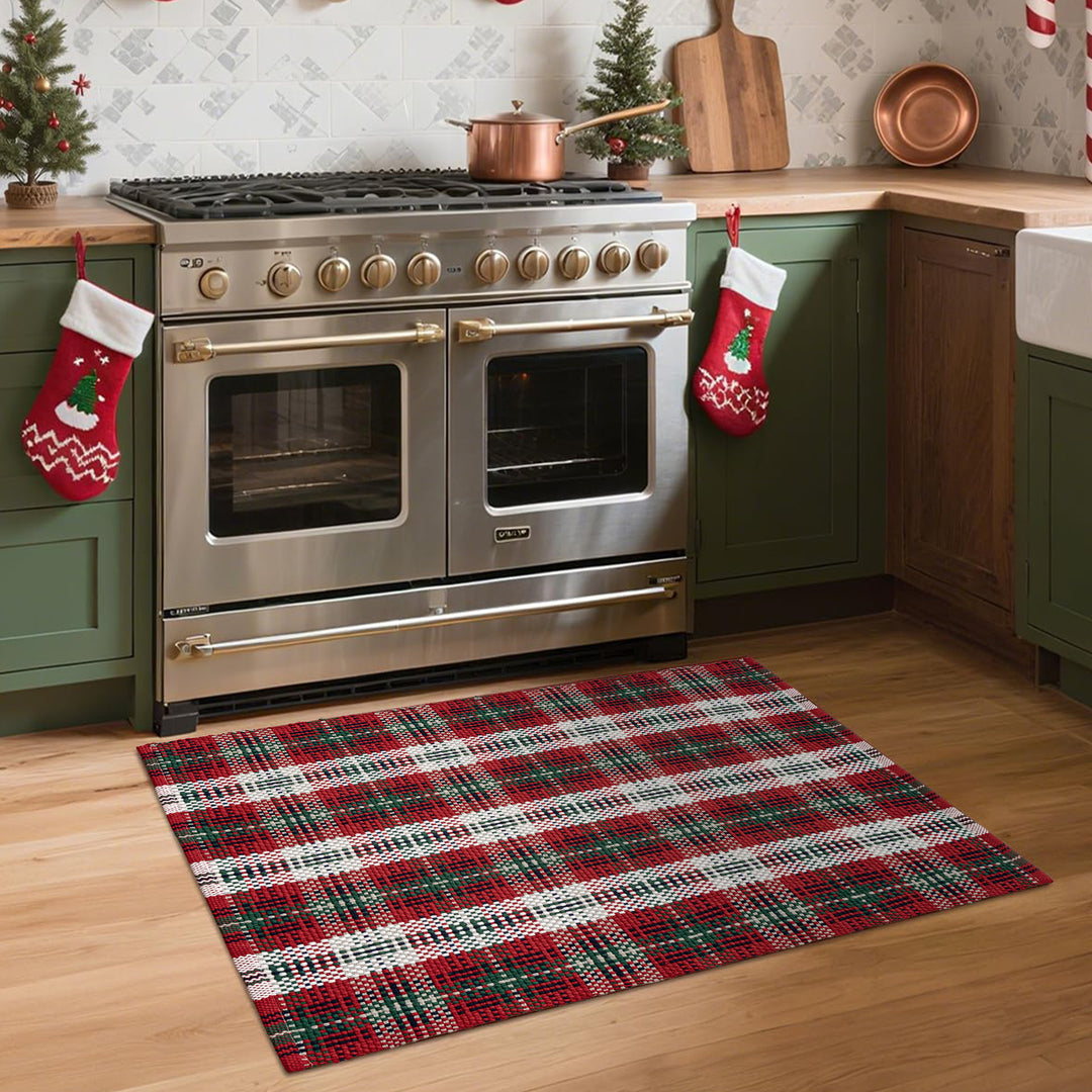 Handwoven robust table runner made of cotton blend with classic check pattern