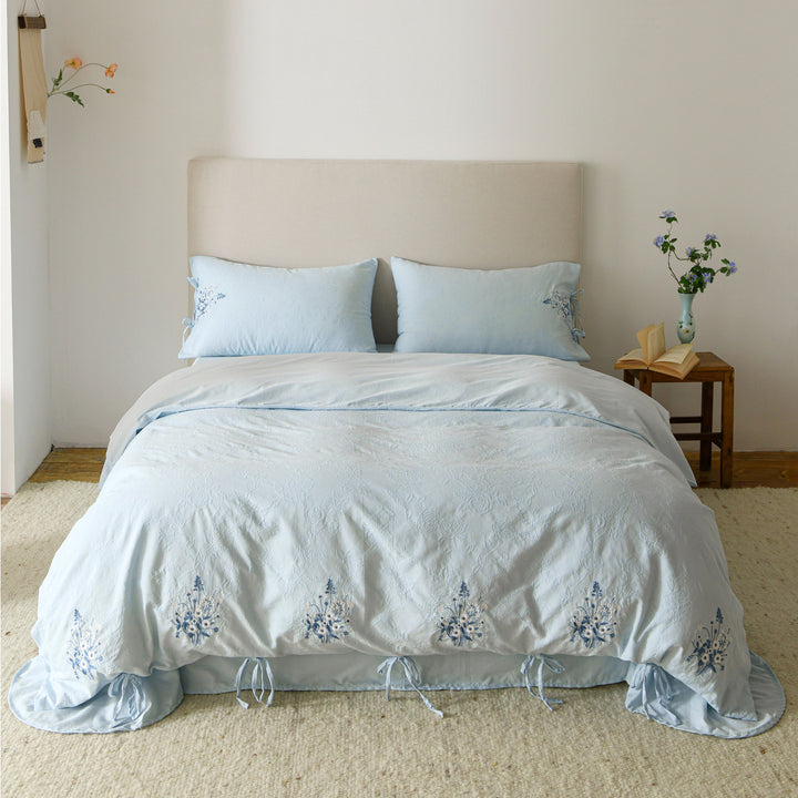 Decorative Decorative Bedding Set Avarnia