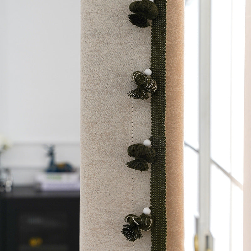 Decorative curtain trim with pompons