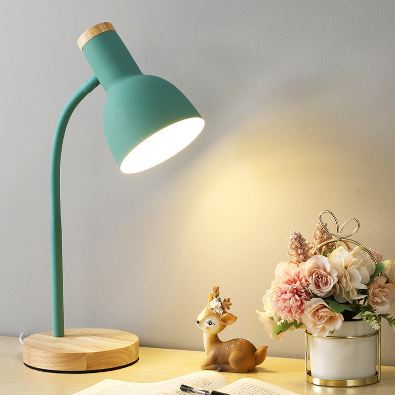 Modern desk lamp with adjustable arm
