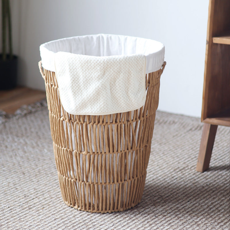 Stylish laundry basket with lid