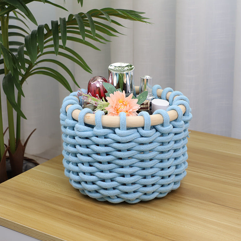 Playful storage basket in animal design