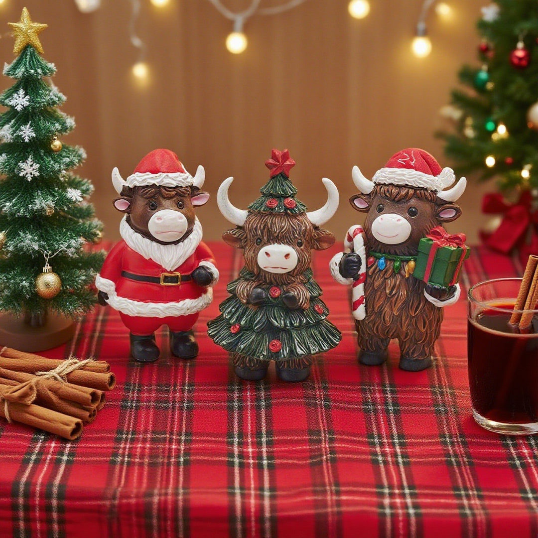 Christmas decoration figure in Highlands cattle design