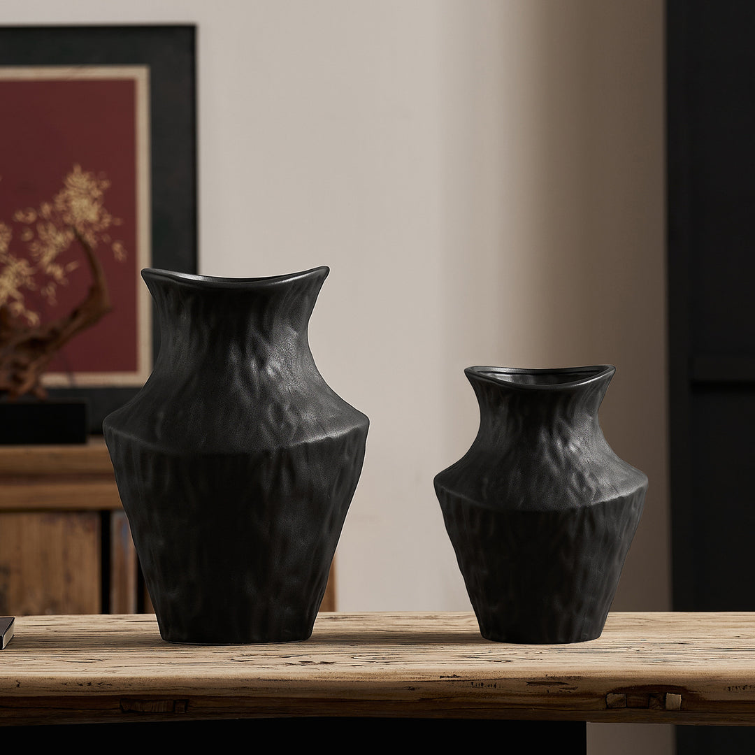 Curved ceramic vase