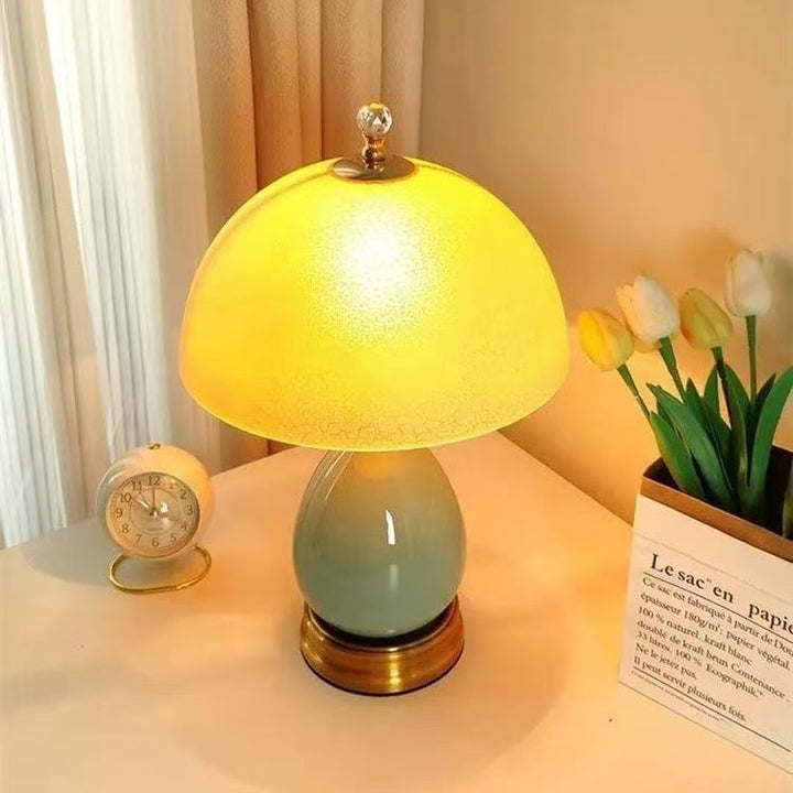 Decorative table lamp