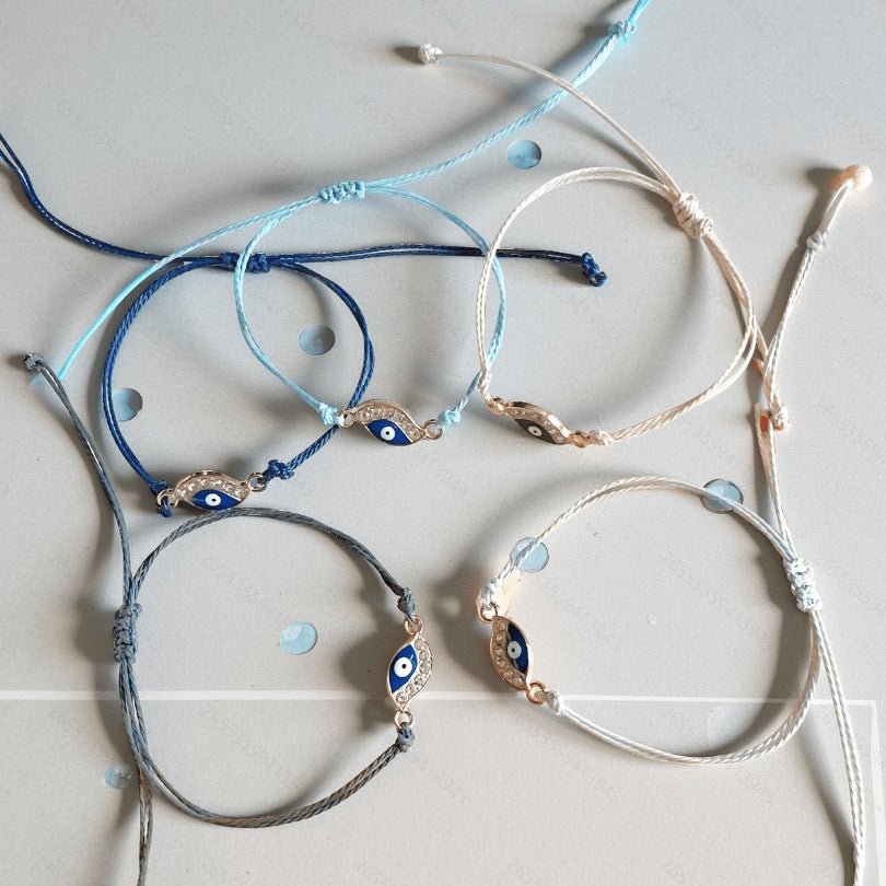Eye-Catching Adjustable Bracelet