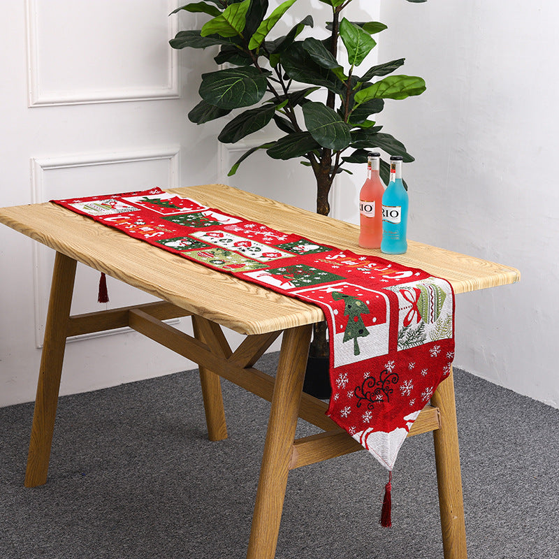 Christmas table runner with reindeer motif