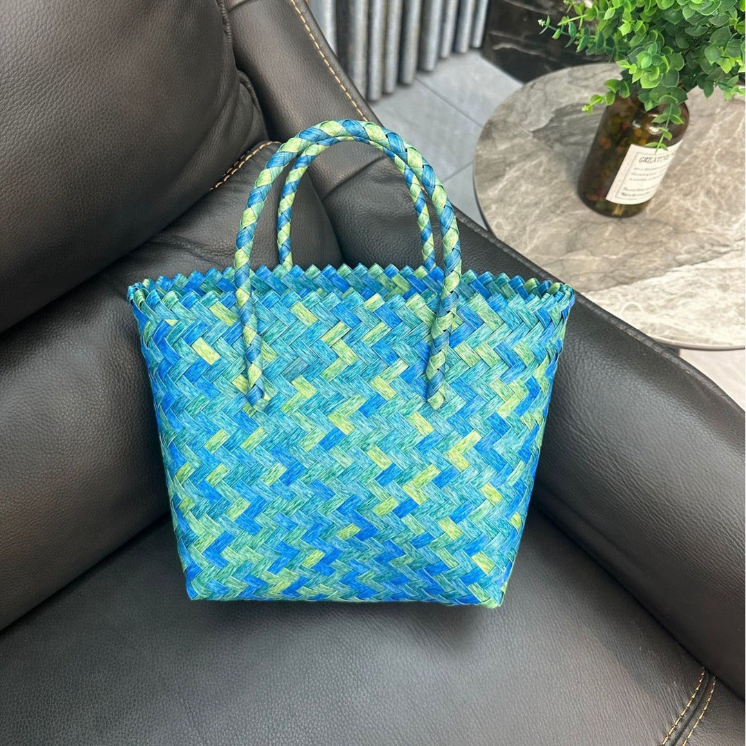 Handcrafted straw bag