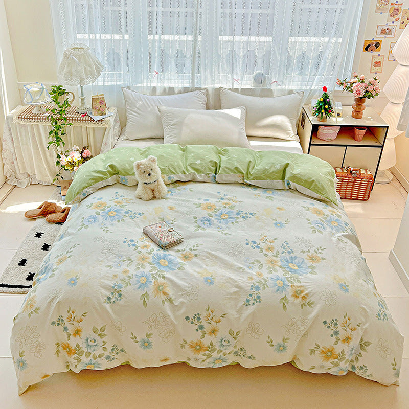 Decorative Floral Pattern Bedspread Avarnia