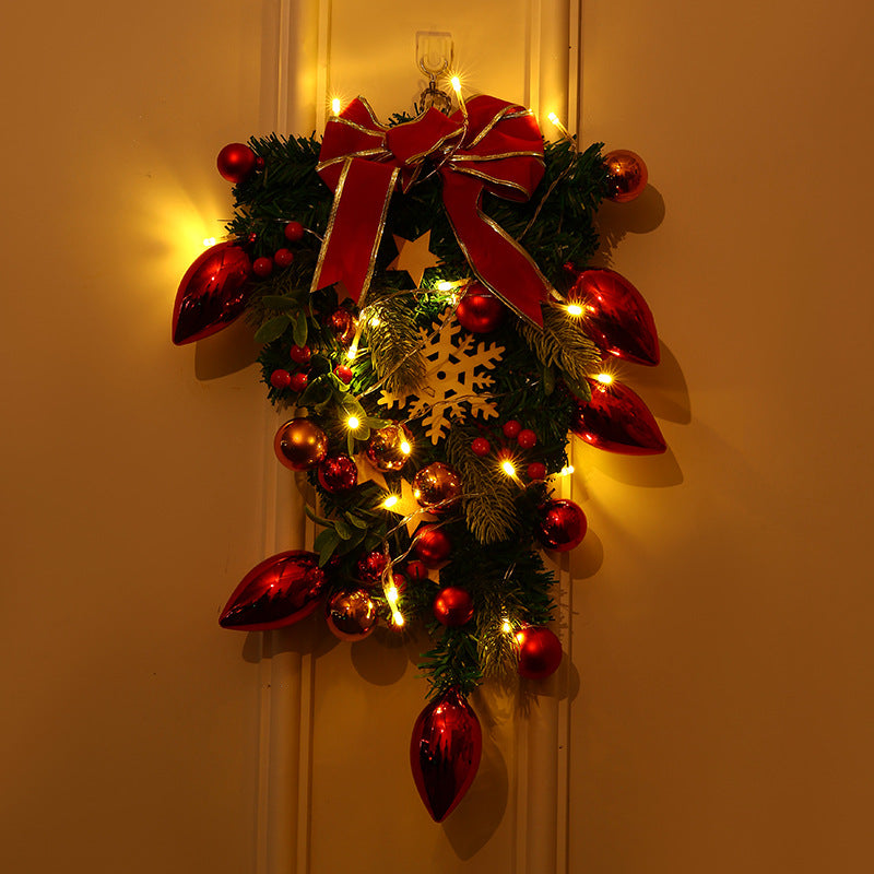 Festive Christmas Wreath Decoration