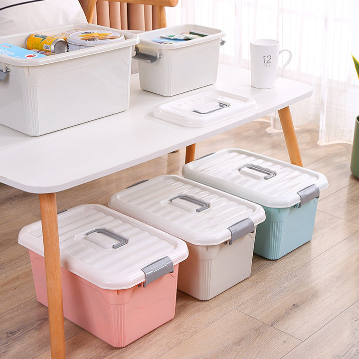 Practical storage box with lid