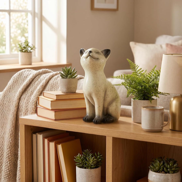 Resin statue of a cat
