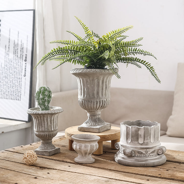 Decorative plant pot